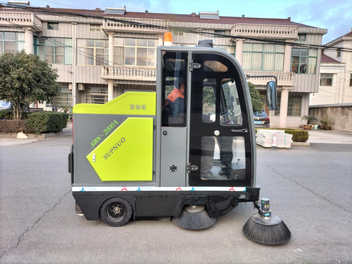 温岭龙马清扫车