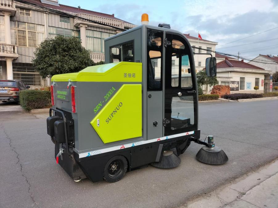 温岭龙建清扫车_0